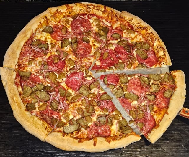 MEGA MEAT (18").
