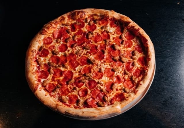 Small 10" Gluten Free Mega Meat.